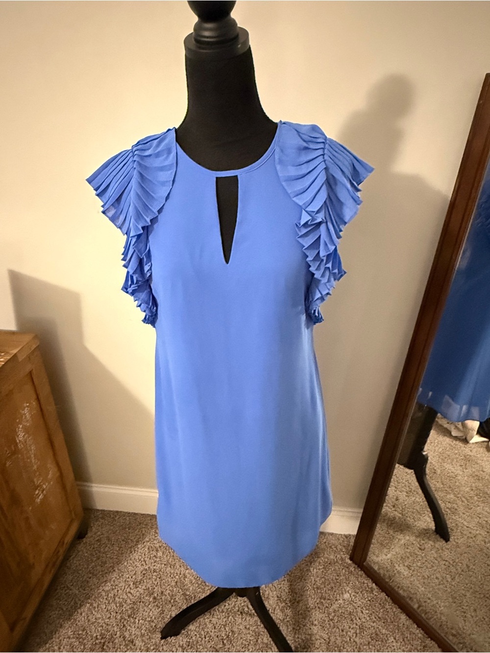 Vince Camuto Sky Blue Ruffle-Sleeve Shift Dress
